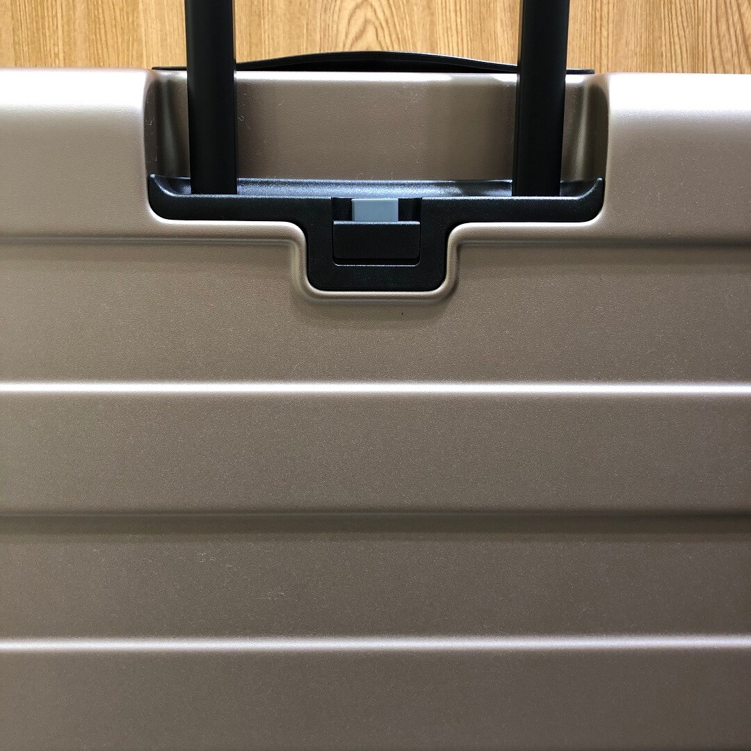 ゆめタウン佐賀】バーを自由に調節できる ハードキャリーケースのご